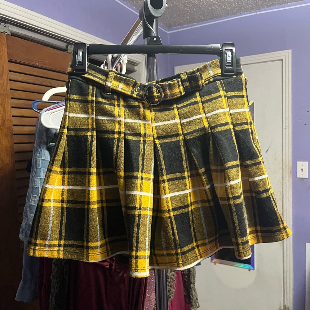 Haute Monde Plaid Yellow and Black Skater Skirt